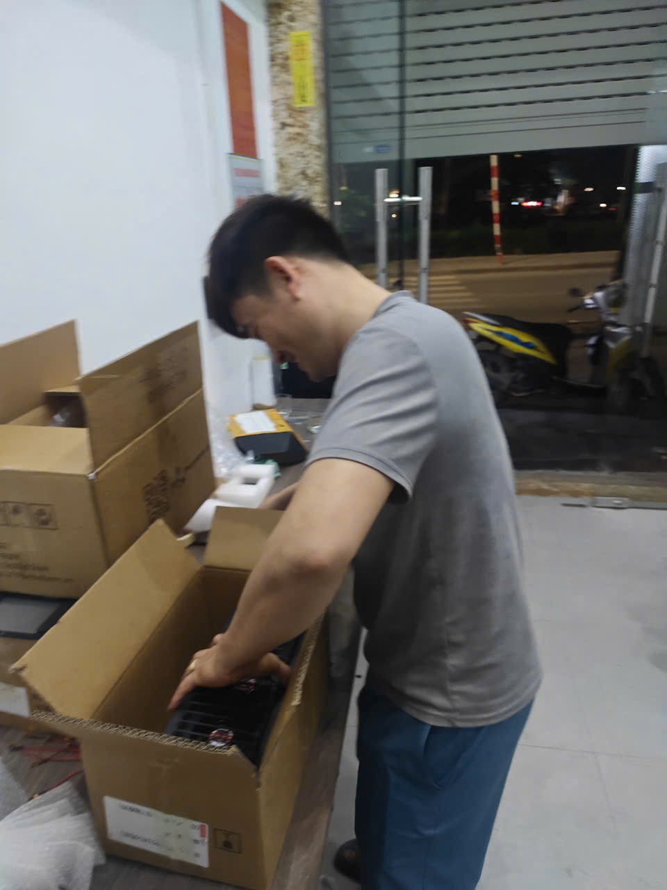 Mua Box Phone Farm ở Hưng Yên 0345567013 